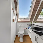 Awesome In With Kitchen בית נופש