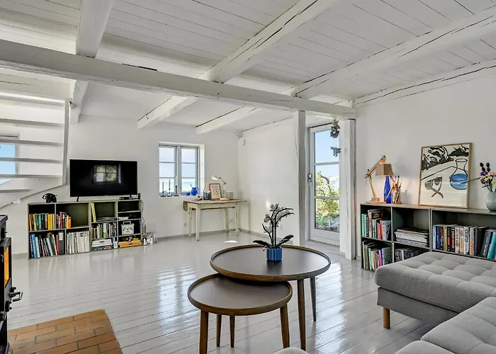 Awesome In With Kitchen Дом отдыха *